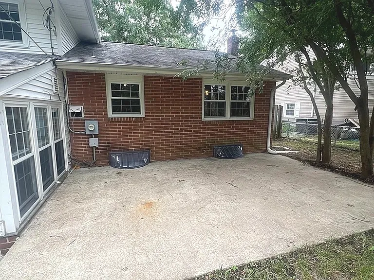 1109 Milltown Rd — Photo 9