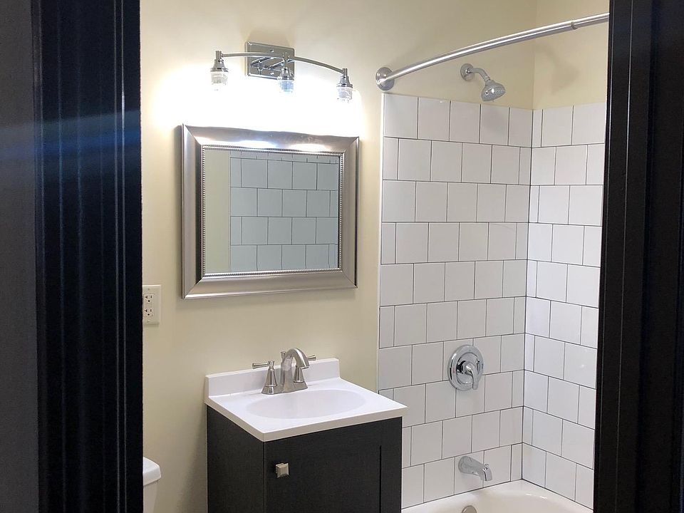 1st image of 4051 28th Ave APT 1