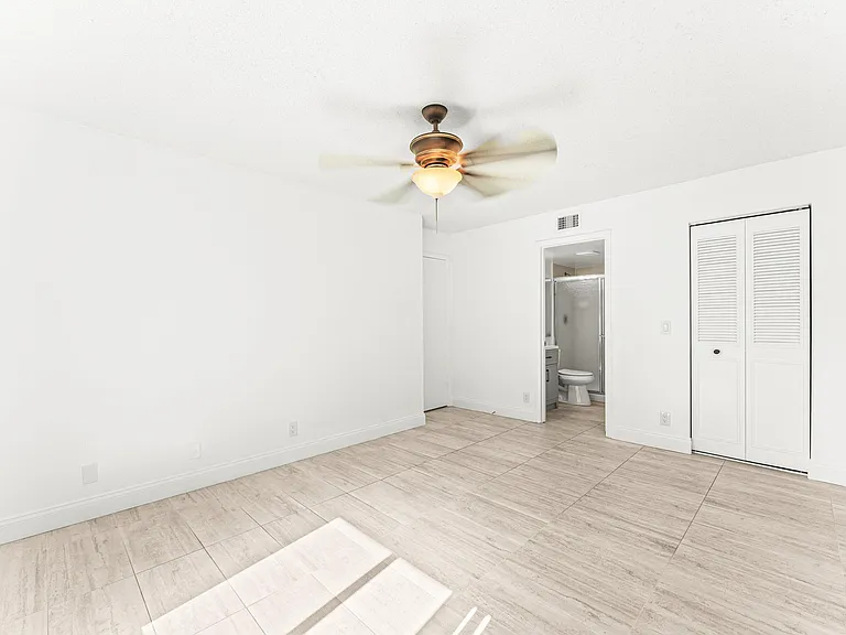 1117 Green Pine Blvd #D2 — Photo 14