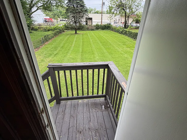 7547 Rowles Ave — Photo 10