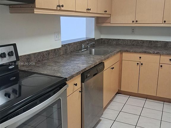 5th image of 8420 SW 133rd Avenue Road 120