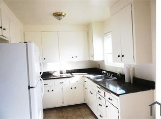 7945 Bancroft Ave APT C, Oakland, CA 94605