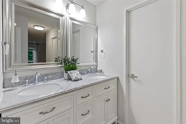 8360 Greensboro Dr #306 — Photo 16