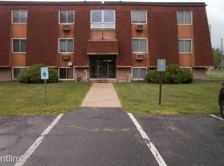 13024 N Boulevard St APT 5, Vicksburg, MI 49097
