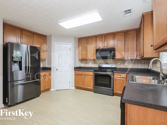 5th image of 1217 River Rush Ln NE