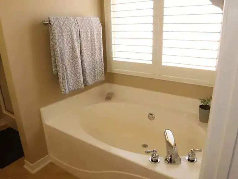 3665 Jordan Ct — Photo 13