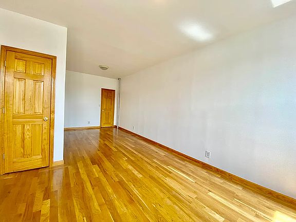 2nd image of 297 Pleasant Ave APT 5B