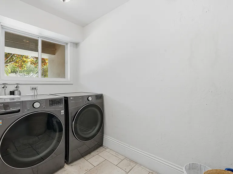 198 Dolores St #4 — Photo 16