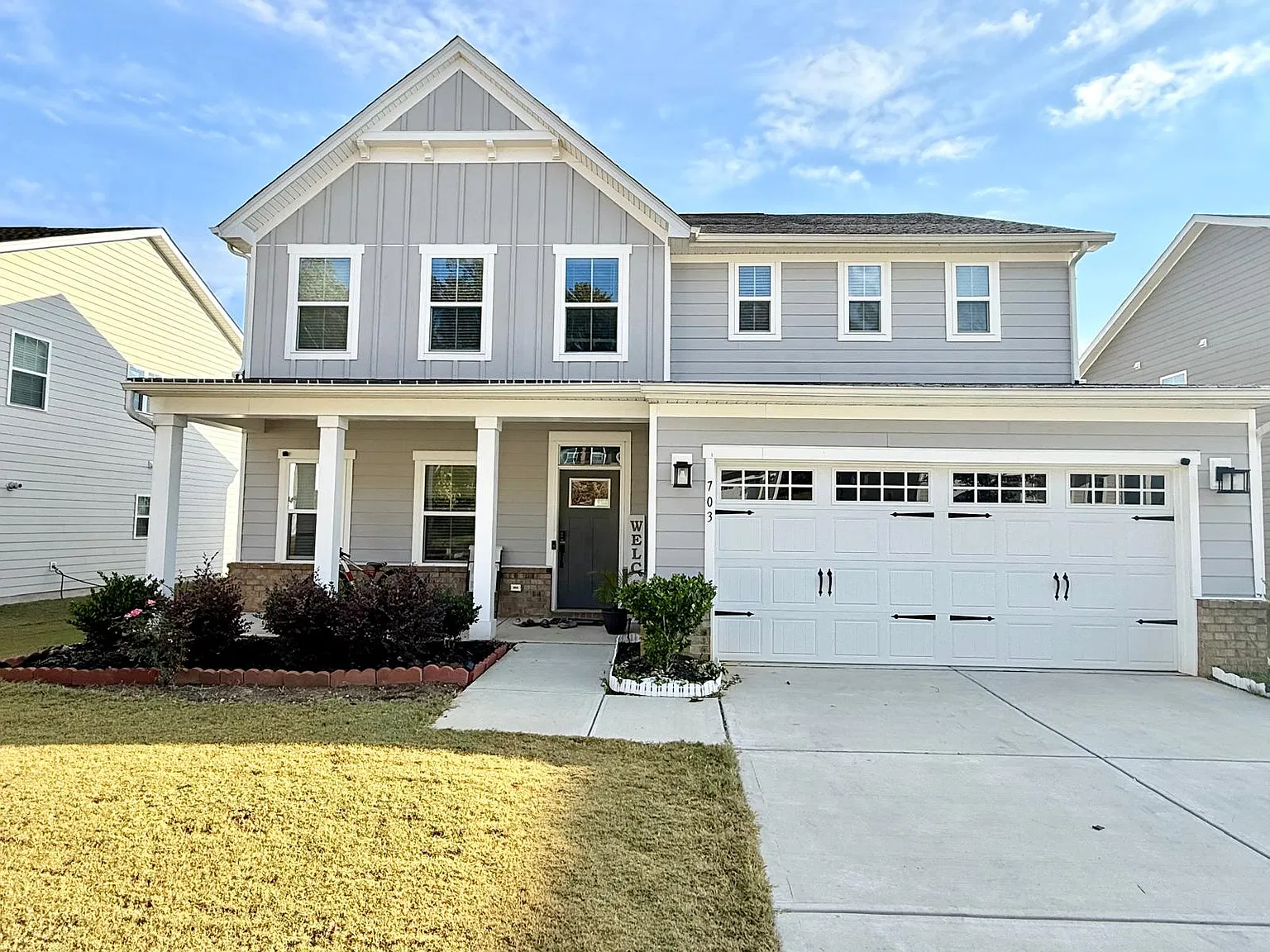5 bed, 3042 sqft, $2,990 — Photo 2