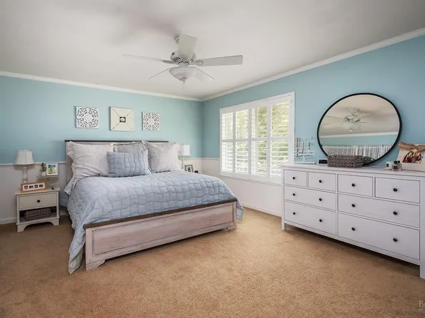 10 Plata Court, Novato, CA 94947