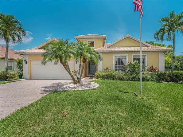 305 NW Cheshire Lane, Port St Lucie, FL 34983