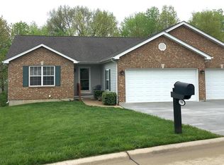 316 Washington Heights Dr, Washington, MO 63090
