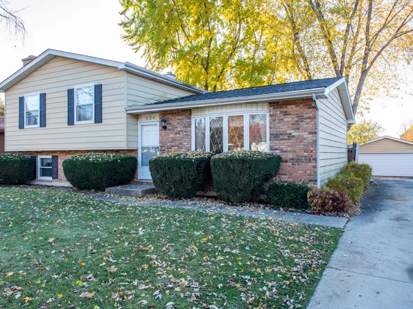 524 Thompson Ave, Winthrop Harbor, IL 60096