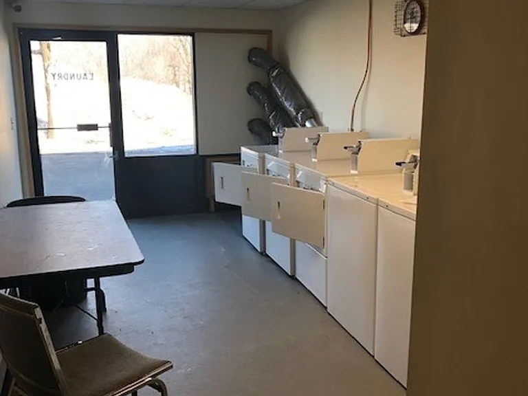 133 E Cedar St — Photo 11