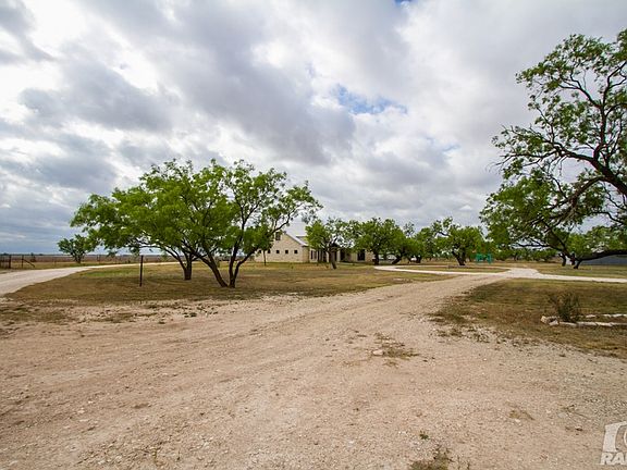 3rd image of 12469 Us Highway 87 S