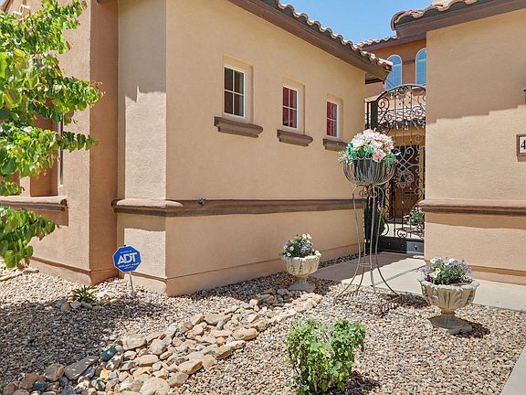 3rd image of 4206 Pico Norte Ln NE