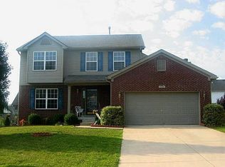 9216 Eminence Ct, Prospect, KY 40059