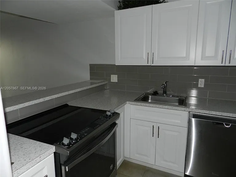 4832 Esedra Ct #208 — Photo 11