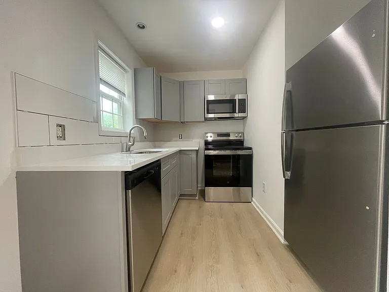 100 Gibson Park Dr #B — Photo 11