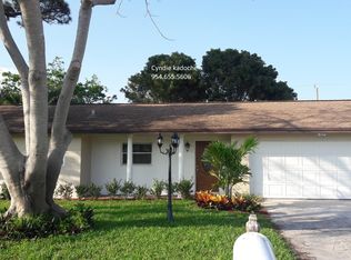 707 SW 24th Ave, Boynton Beach, FL 33435