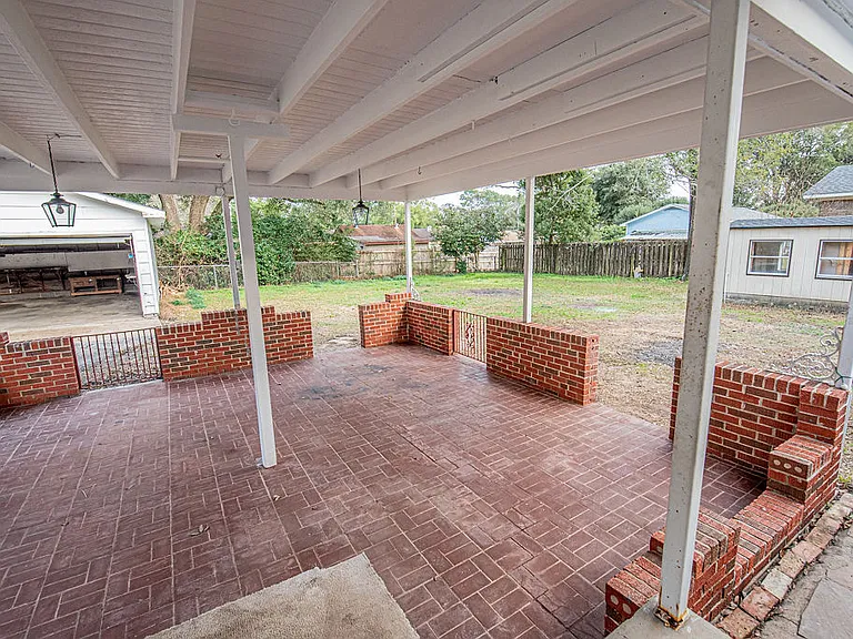 4361 Montclair Cir E — Photo 20