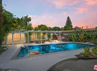 22621 Dolorosa St, Woodland Hills, CA 91367