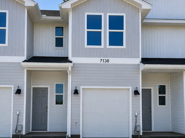 7138 Village Ln, Pensacola, FL