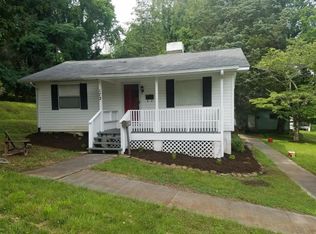 172 Outer Dr, Oak Ridge, TN 37830