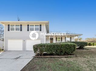 6039 Dan Dr, Ellenwood, GA 30294