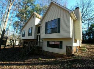 6008 Matthew Ln, Douglasville, GA 30135