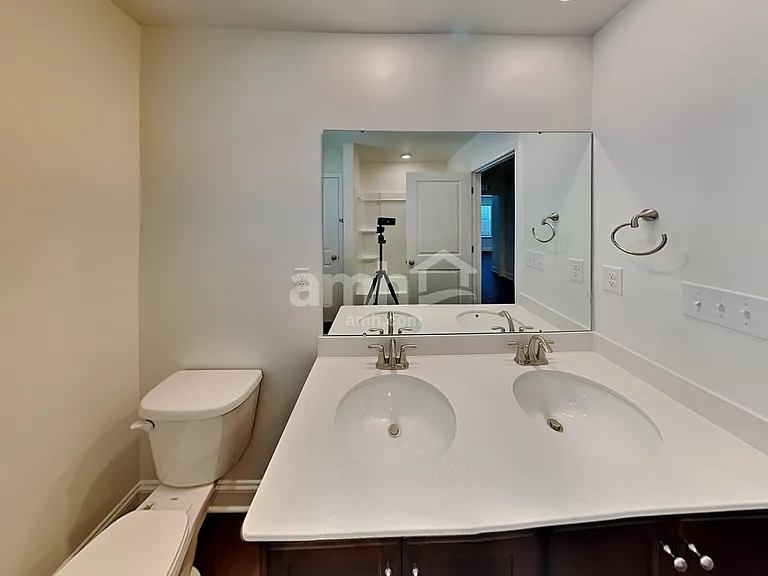 550 Rivermist Dr — Photo 19