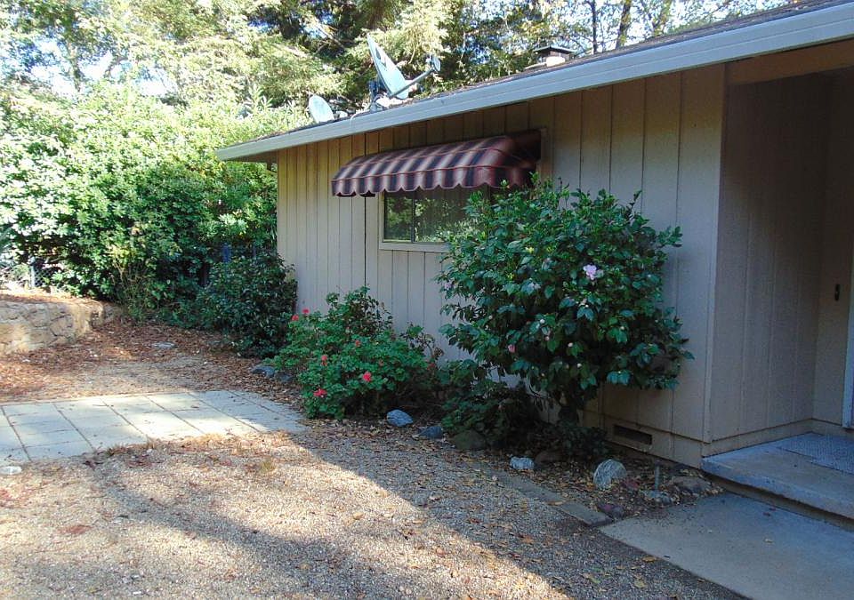 1st image of 2796 Buckingham Dr
