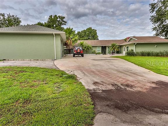 4th image of 3525 Lake Joyce Dr