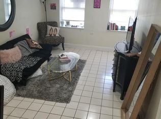 3107 N Southport Ave #1B, Chicago, IL 60657