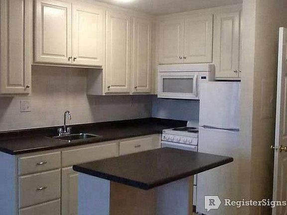 2nd image of 131 E 3rd St APT 202