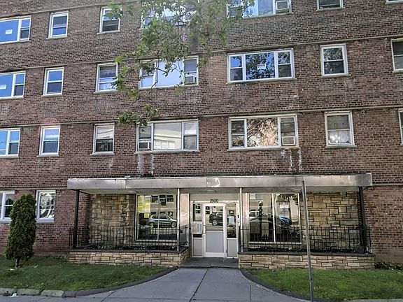 5th image of 2500 Kennedy Blvd #107