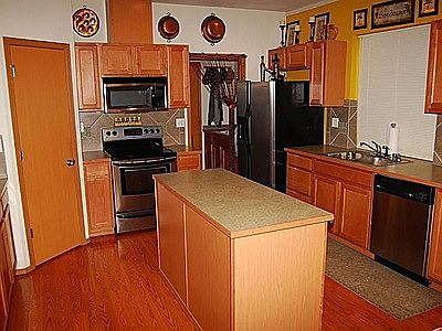 1st image of 11203 185th St E