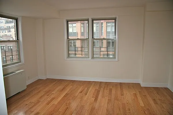 Rented by Michael K Namm Associates | media 23