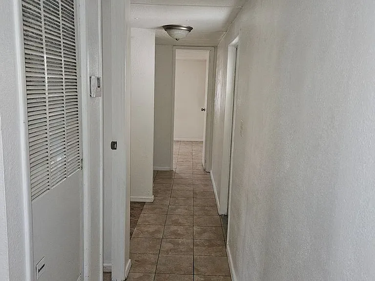 1900 Diamond Dr — Photo 8