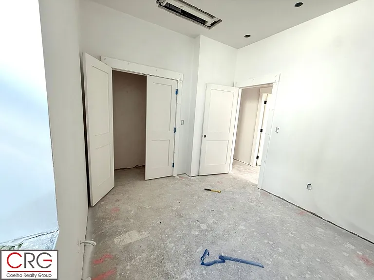 140 Summer St #1B — Photo 11