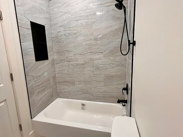 642 Elm St #1 — Photo 24