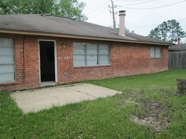 811 Whispering Pine Dr — Photo 18