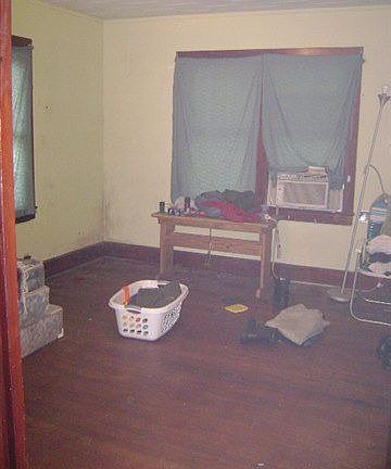 4th image of 106 W Park Ave