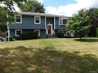 217 Butter Hill Dr, New Windsor, NY 12553