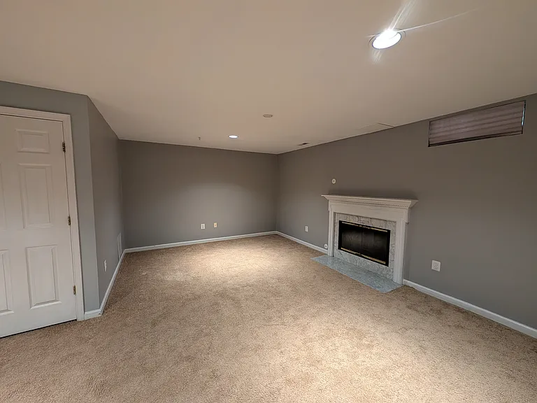 243 Kirbys Landing Ct — Photo 9
