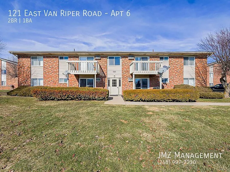 121 E Van Riper Rd #6 — Photo 22