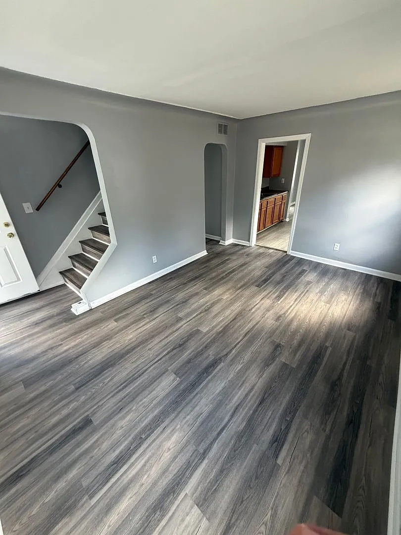 20640 Kenosha St, Harper Woods, MI 48225 — Photo 2