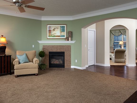 4th image of 856 Arabian Cir