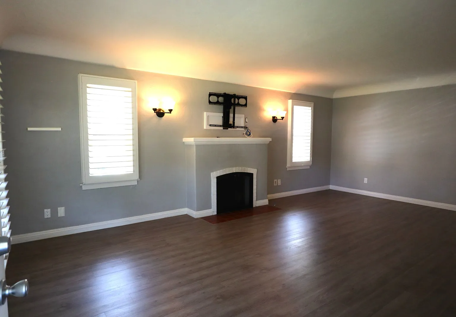 5 bed, 2034 sqft, $6,000 — Photo 2