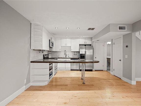 2nd image of 1101 Shoal Creek Blvd APT 9